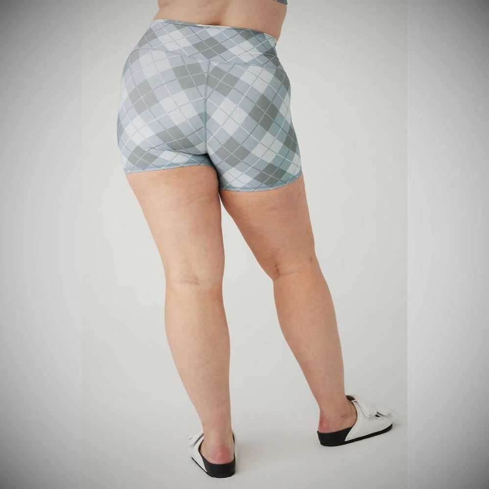 Bermudas Alo Yoga 4