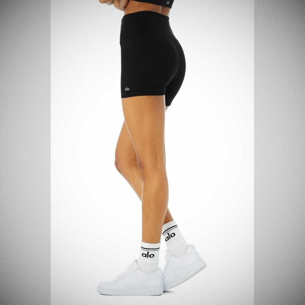 Bermudas Alo Yoga 4