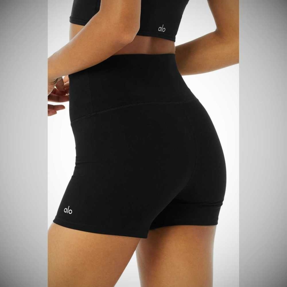 Bermudas Alo Yoga 4