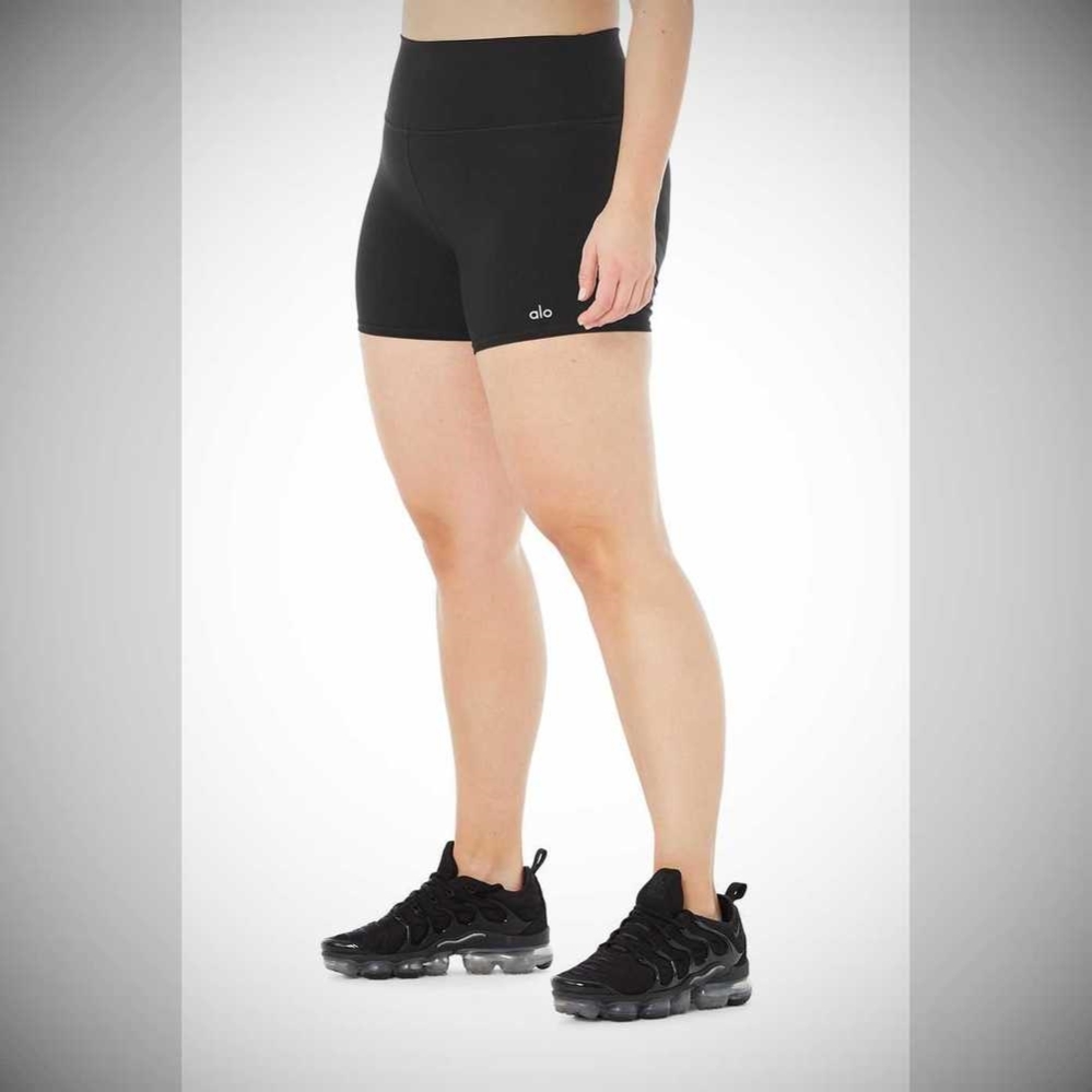 Bermudas Alo Yoga 4