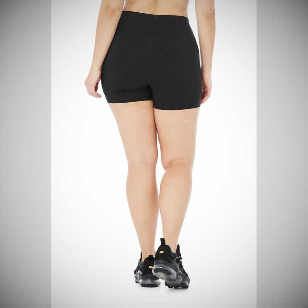 Bermudas Alo Yoga 4