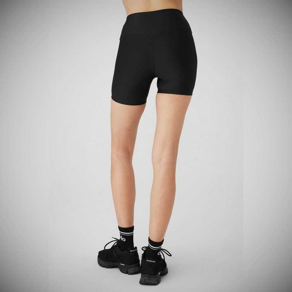 Bermudas Alo Yoga 5