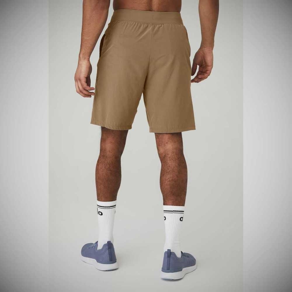 Bermudas Alo Yoga 9'' Repetition Hombre Marrom | MX-79HUMA