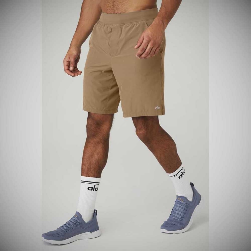 Bermudas Alo Yoga 9'' Repetition Hombre Marrom | MX-79HUMA