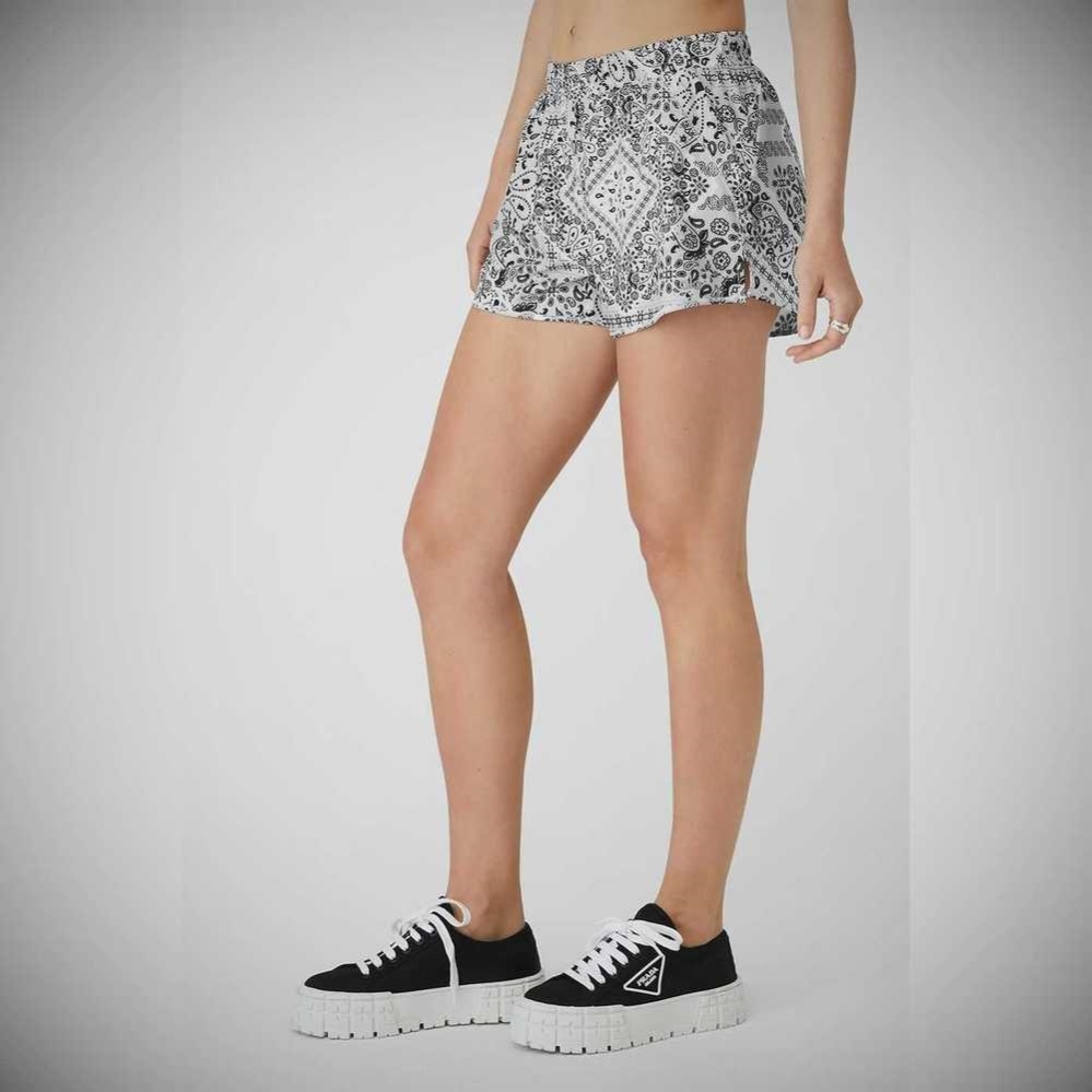 Bermudas Alo Yoga Bandana Stride Mujer Blancos | MX-43MPDE