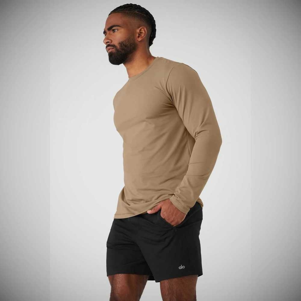 Long Sleeve Alo Yoga Conquer Reform Crewneck Hombre Marrom | MX-01LPUE