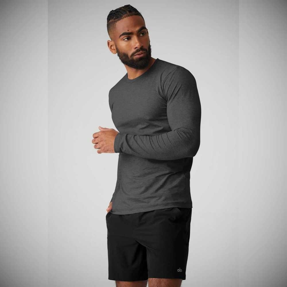 Long Sleeve Alo Yoga Conquer Reform Crewneck Hombre Grises Oscuro | MX-03DYVW