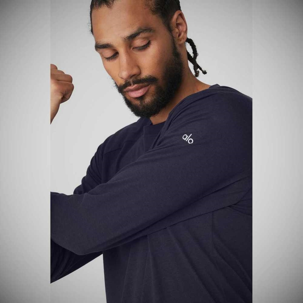 Long Sleeve Alo Yoga Triumph Tee Hombre Azul Marino | MX-47PQBD