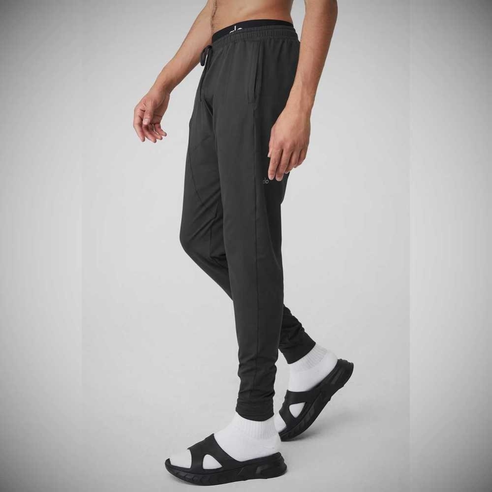 Pantalones Alo Yoga Conquer Revitalize Hombre Grises | MX-18RITE