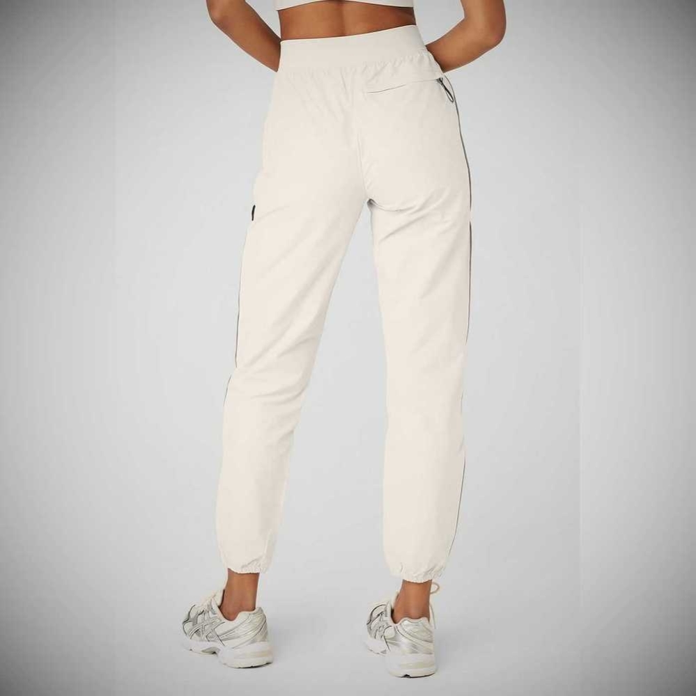 Pantalones Deportivos Alo Yoga Torrent Pista Mujer Beige | MX-52DGNY