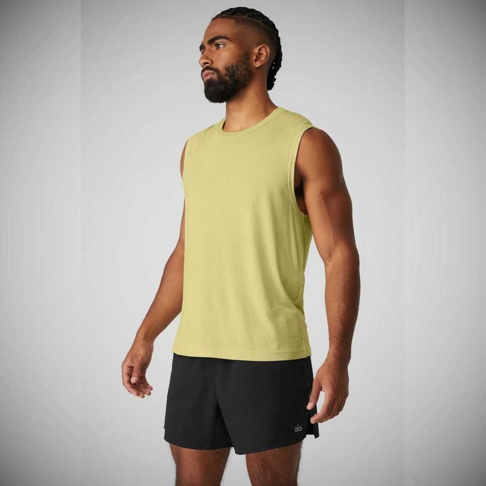 Tank Top Alo Yoga The Triumph Muscle Hombre Grises Amarillos | MX-29PRHA