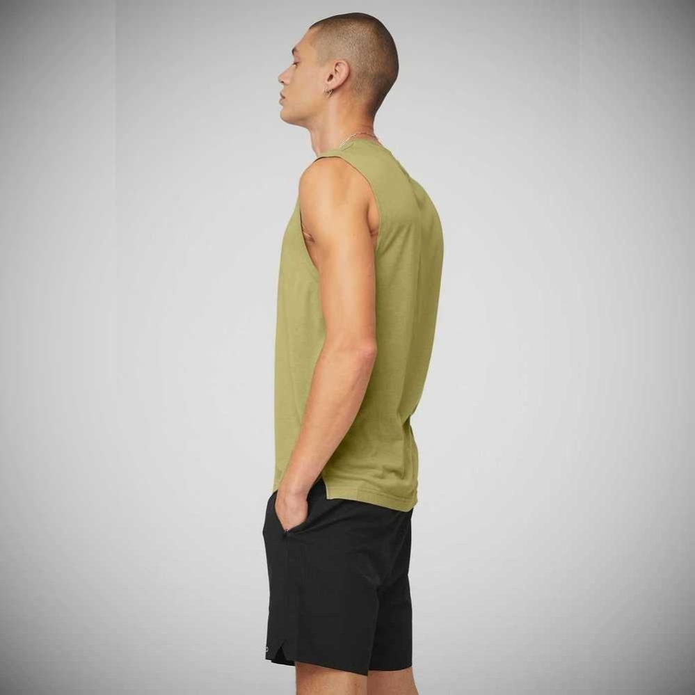 Tank Top Alo Yoga The Triumph Muscle Hombre Wasabi | MX-82LCKA