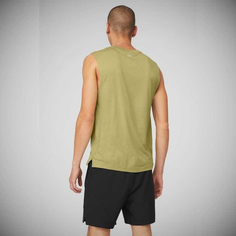 Tank Top Alo Yoga The Triumph Muscle Hombre Wasabi | MX-82LCKA